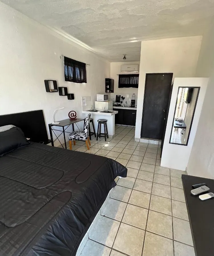 Cozy Black And White Studio Appartement Cabo San Lucas Mexico